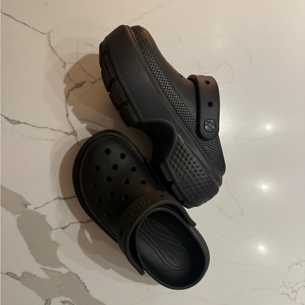 Crocs Stomp Clogs - Picture 3 of 4